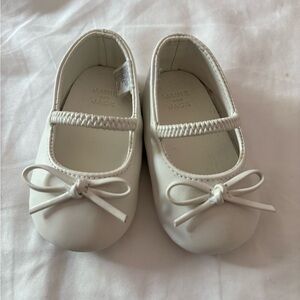 Janie & Jack White Baby Ballet Flats 6-12 months